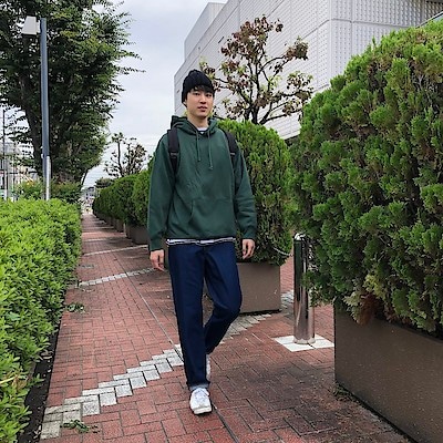 【中央林間東急スクエア】　身長186㎝