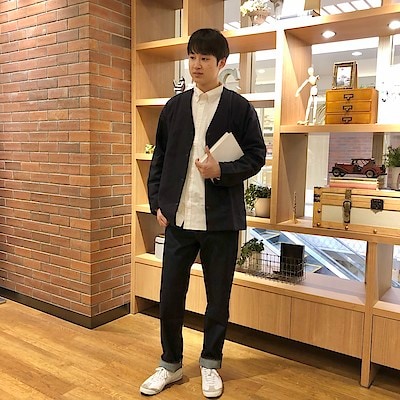 【中央林間東急スクエア】　身長186㎝