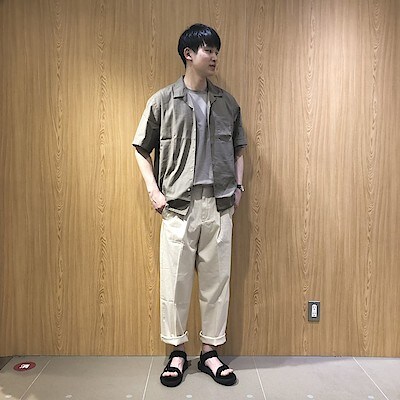 【中央林間東急スクエア】身長186cm