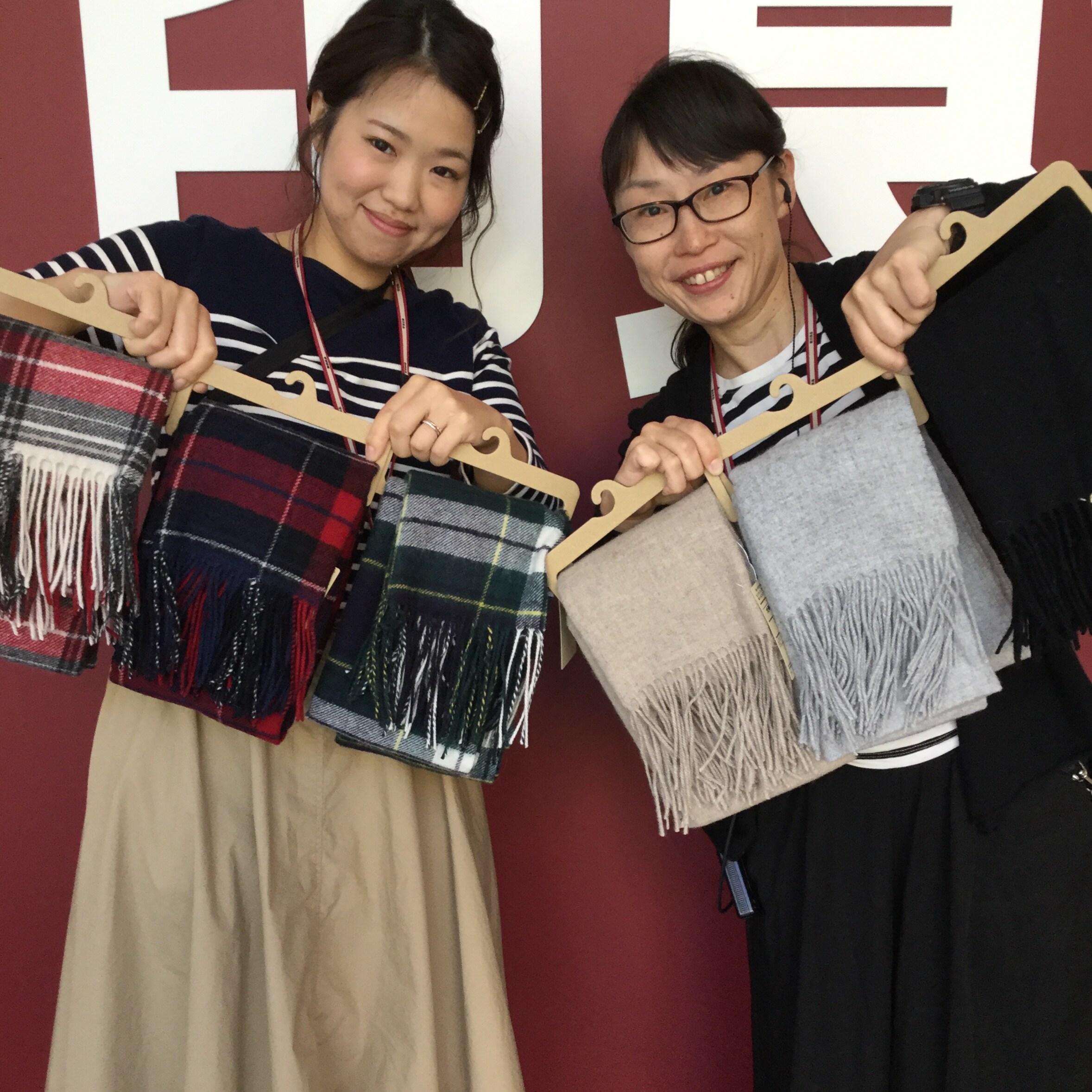 キービジュアル画像：週末限定価格☆ウール大判ストール☆