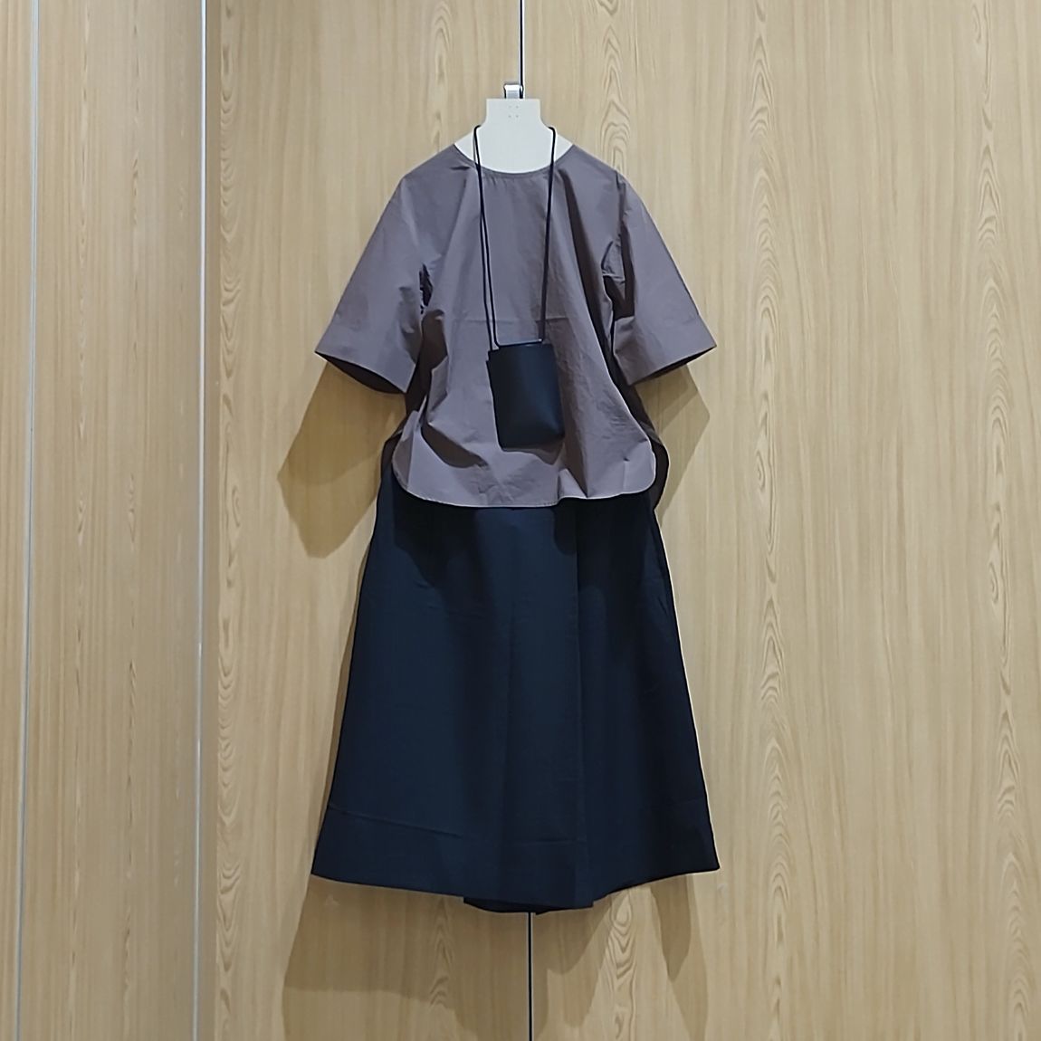 【アリオ倉敷】茶色ブラウスと黒キュロット