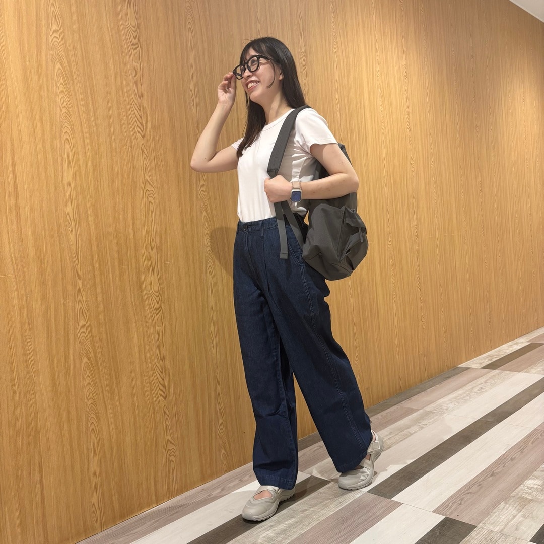 タックワイドパンツ