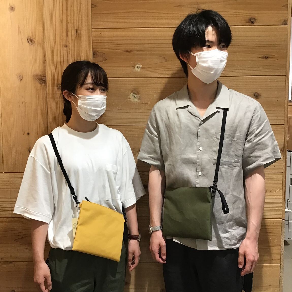 サコッシュ男女