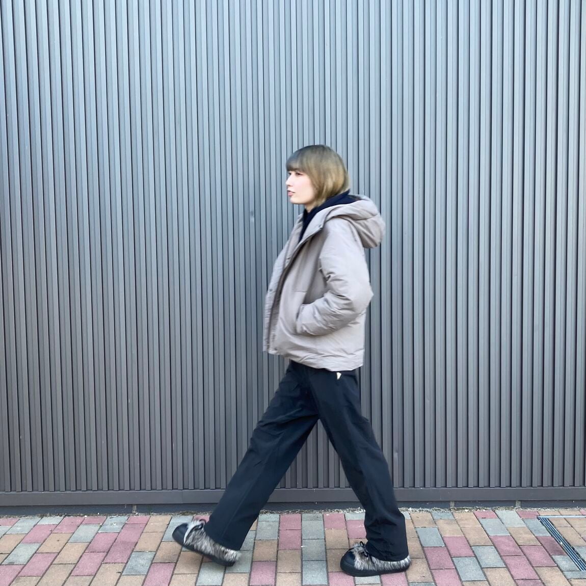 45770_20251211_09_00