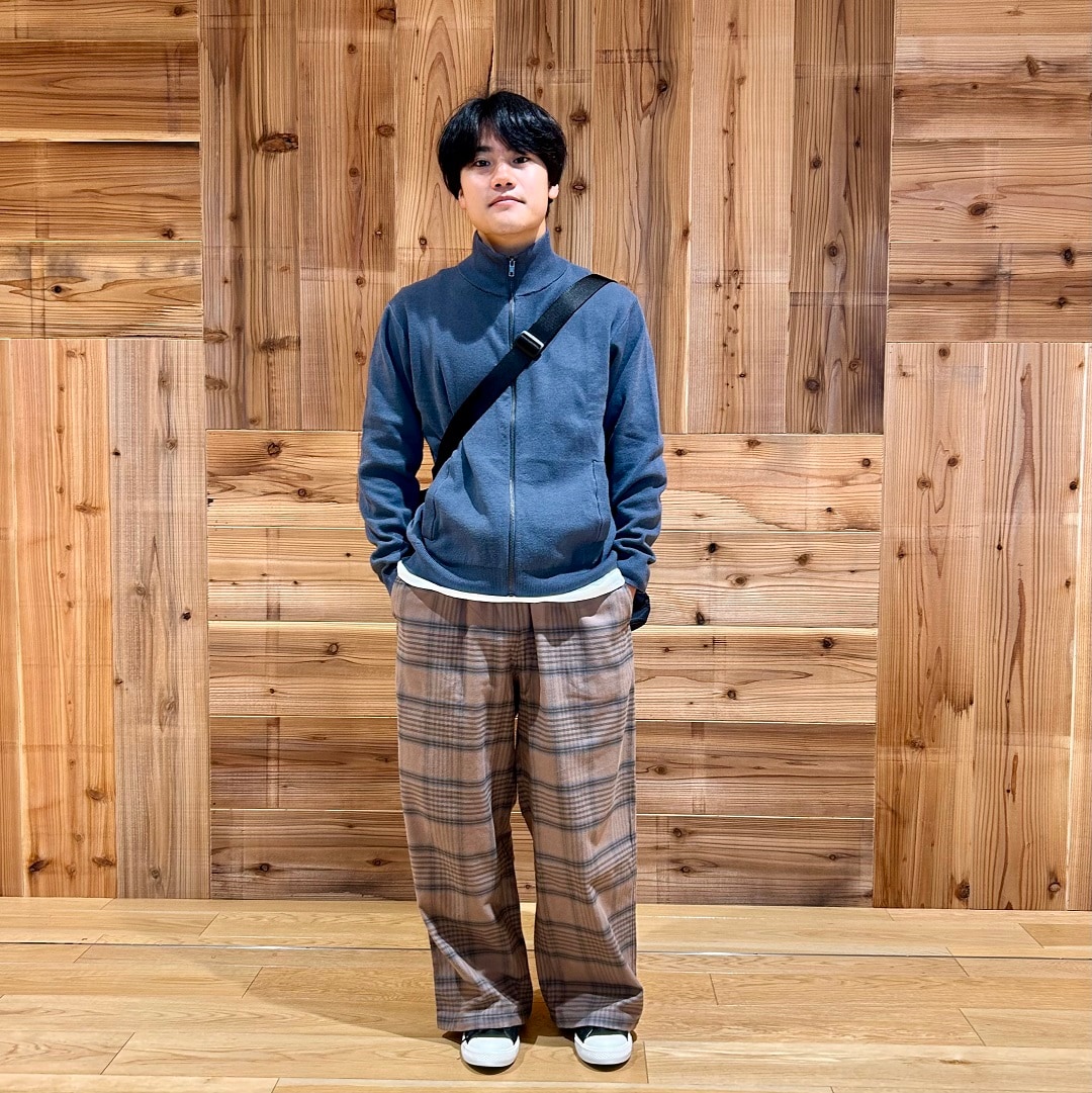 スタッフスナップ①