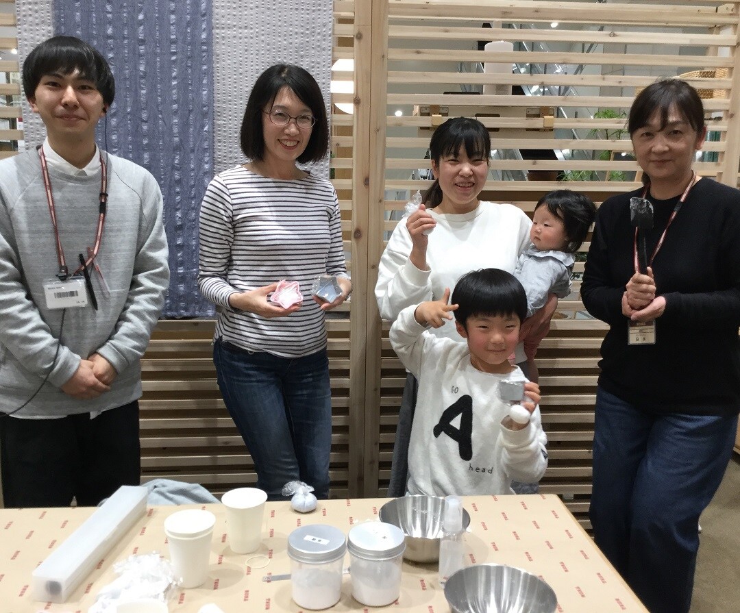 キービジュアル画像：『バスボムをつくろう』ワークショップ｜イベントレポート