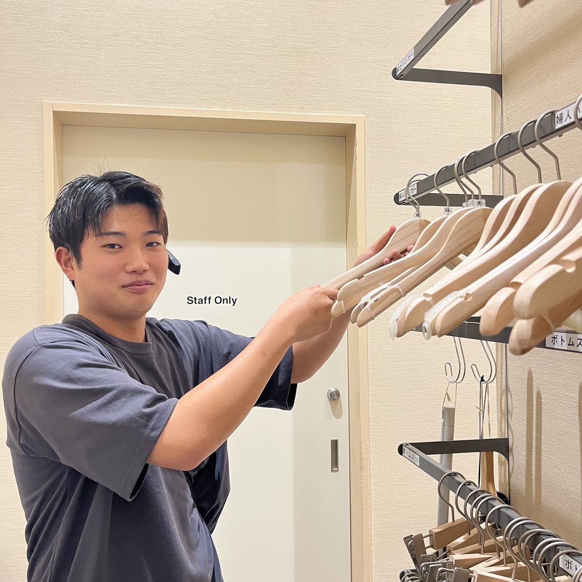 スタッフ作業様子