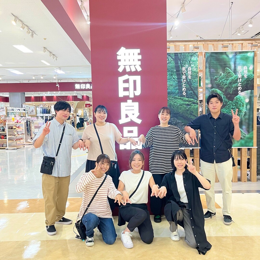 スタッフ集合