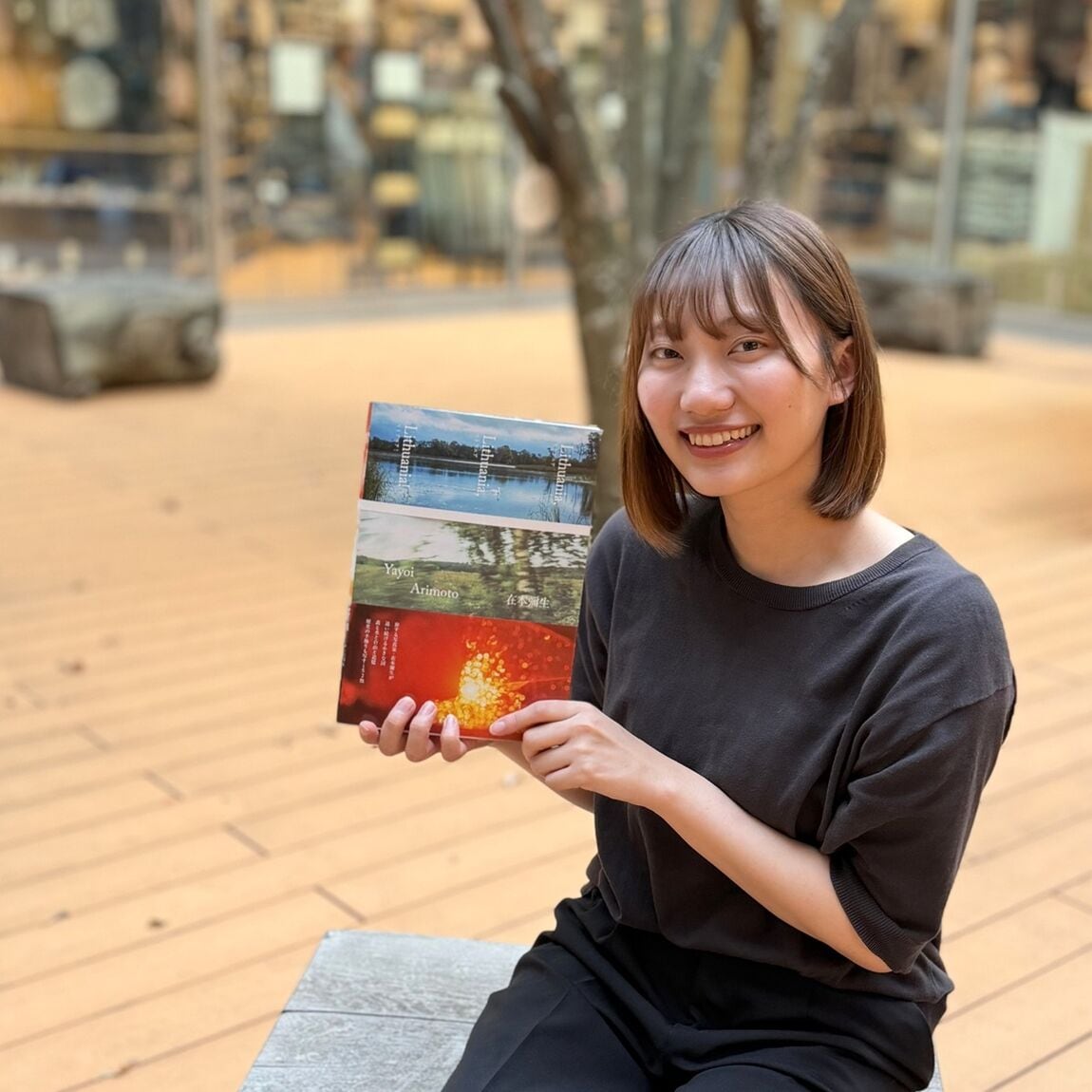 MUJIBOOKS　ページを旅する