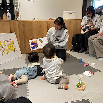 【野々市明倫通り】12月の絵本読み聞かせ会