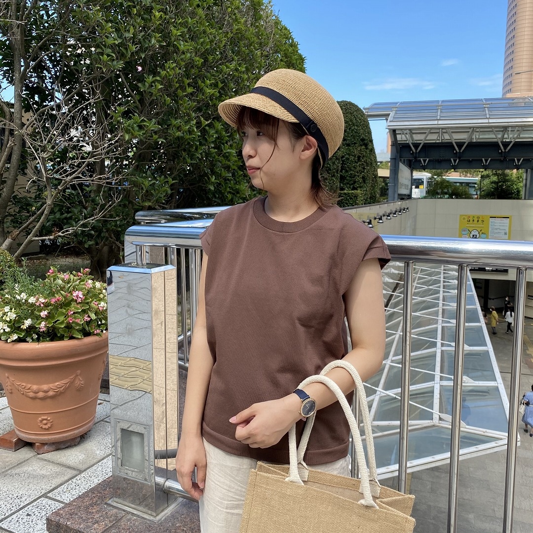 強撚ニットTシャツ着用画像
