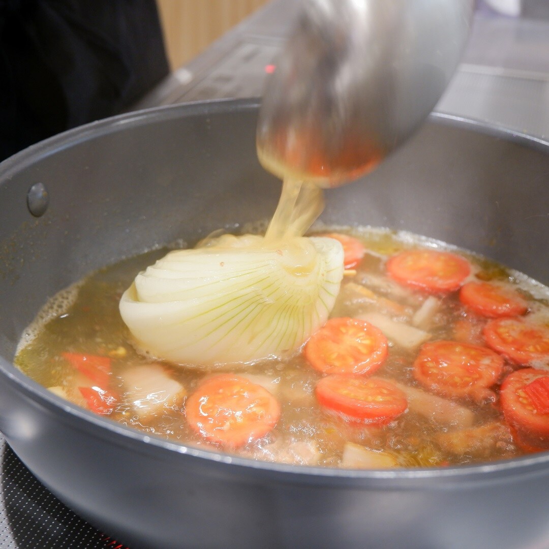 【京都山科】甘み溶け出す、新玉ねぎのスープ｜いっしょにつくろう
