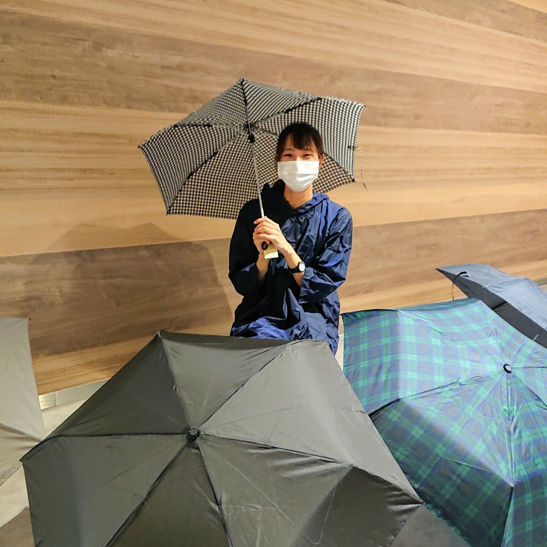 大宮マルイ 季節のおすすめ商品 晴雨兼用 軽量 折りたたみ傘 無印良品