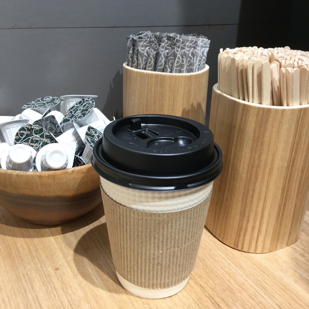 キービジュアル画像：ホット、ひといき、いかがですか？