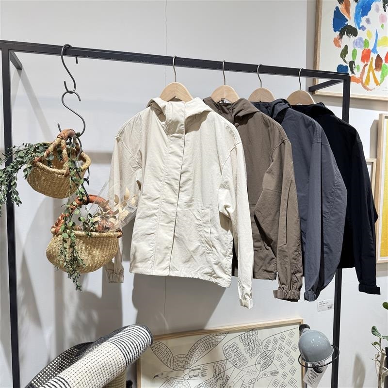 045791_20251026_01_00