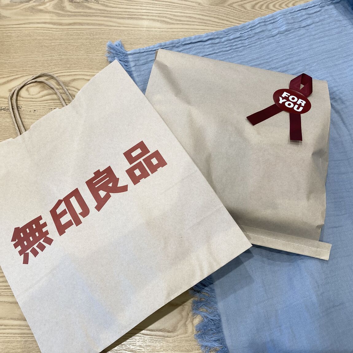 無料ギフトと紙袋
