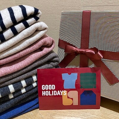 【イオンスタイル河辺】　クリスマス特集　衣服編