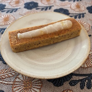 【NEWoManYOKOHAMA】さっぱり甘い、フィナンシェケーキ