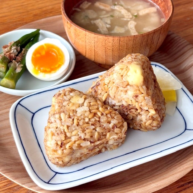 おにぎり朝食