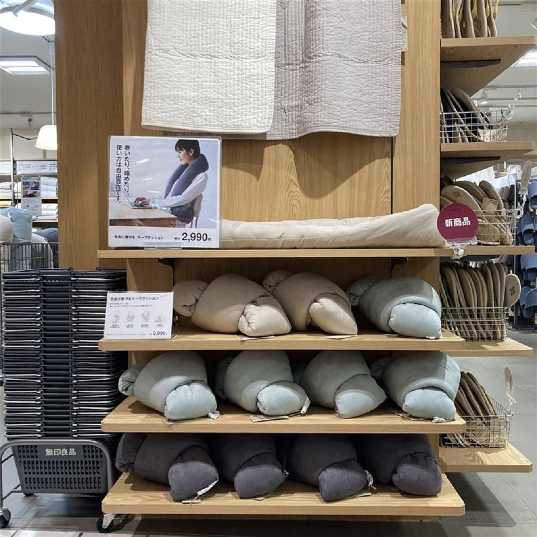 【横須賀モアーズシティ】新商品「自由に巻ける　ループクッション」