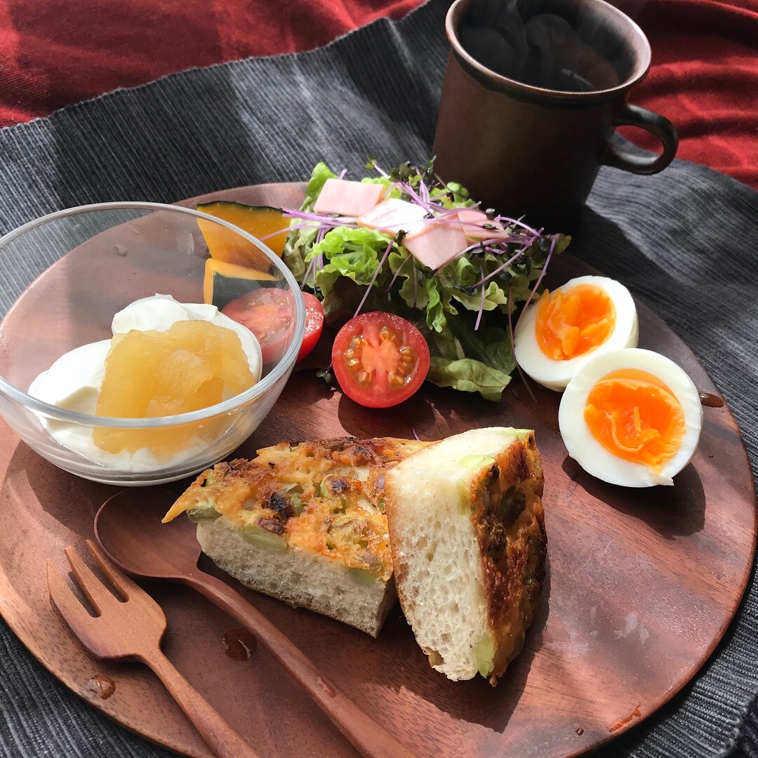 キービジュアル画像：休日の朝ごはん｜スタッフのおすすめ