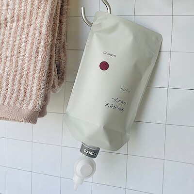 【キャナルシティ博多】 詰め替えの手間なく 最後まで使い切れる