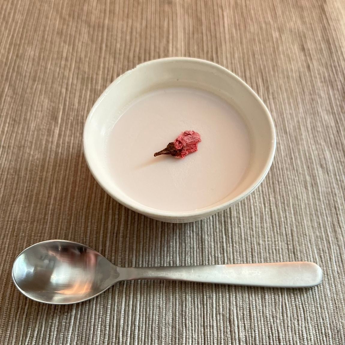 【アトレ川越】桜ラテを使ったアレンジレシピ　桜ミルクプリン