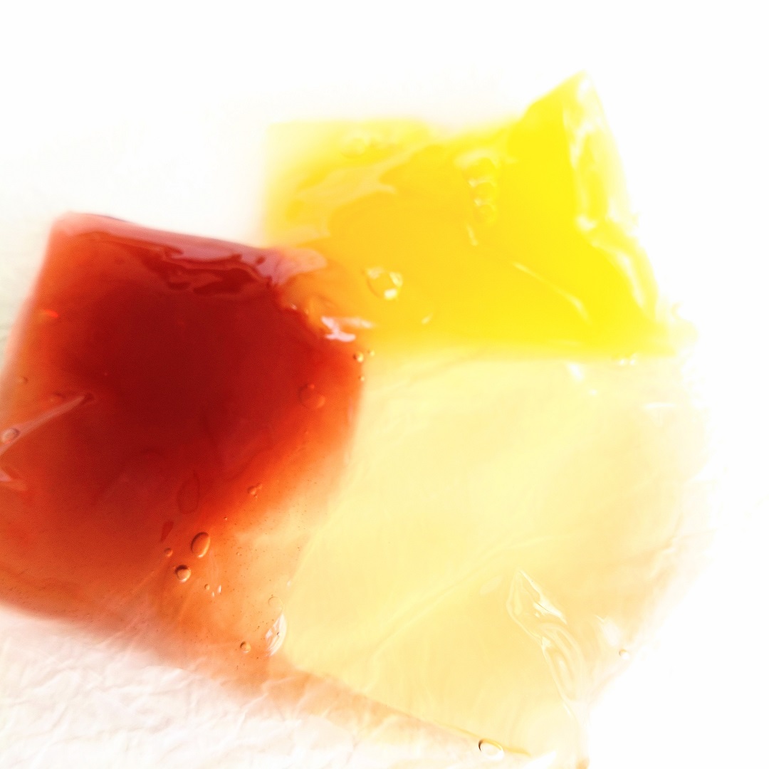 【イオンモール鈴鹿】冷たいおやついかがですか｜冷やしておいしい　果汁１００％ゼリー　３種のフルーツ
