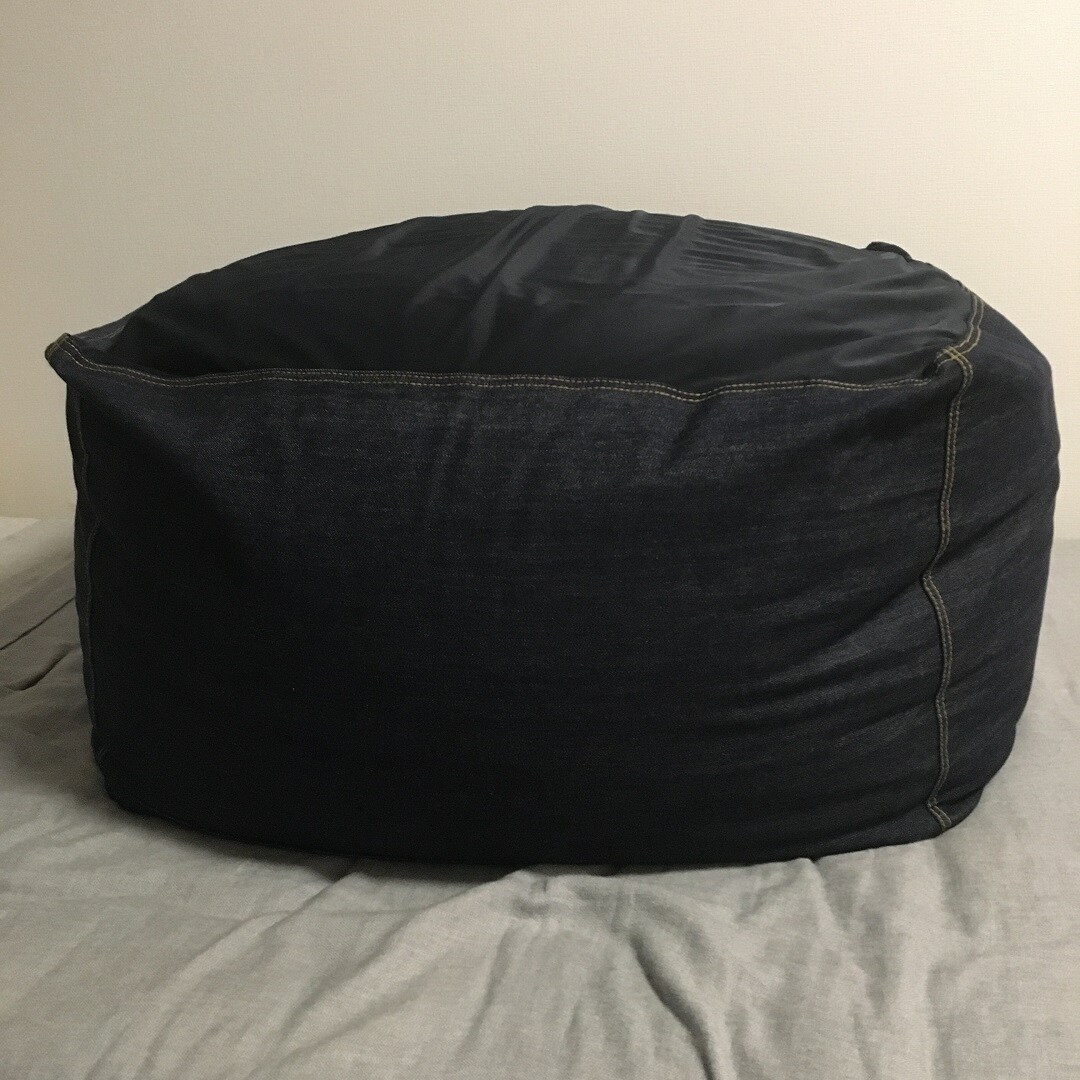 体にフィットするソファ