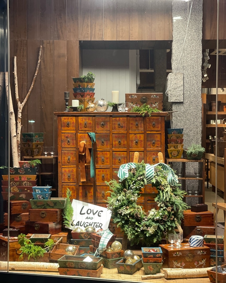 ウィンドウディスプレイ