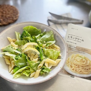 【ホテルメトロポリタン鎌倉】 レモンの季節。『あえるだけ』私の定番パスタソースのご紹介。｜スタッフの食と暮らし
