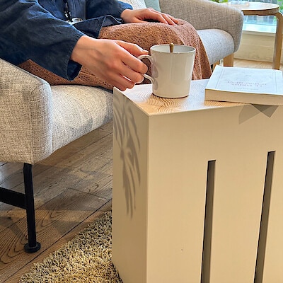 【IDÉE 自由が丘店】新作『FORM FIND STOOL』のご紹介