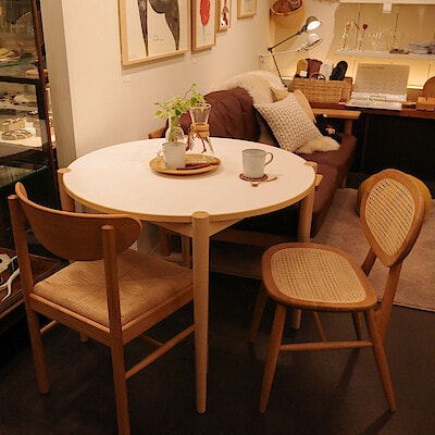 【デリエ・イデー丸の内】NOVA DINING TABLEに新色が登場しました。