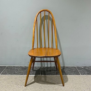 【デリエ・イデー丸の内】北欧ヴィンテージ　ERCOL社クエーカーチェアのご紹介