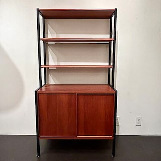 【デリエ・イデー丸の内】ヴィンテージ家具のご紹介~ブラックフレームブックシェルフ~