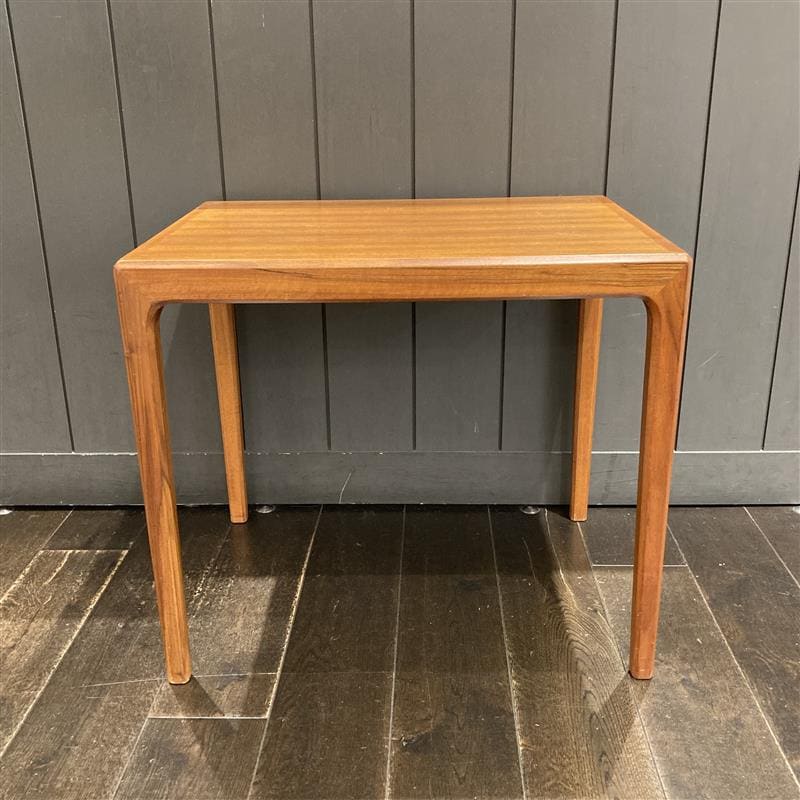 ローテーブル１