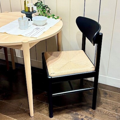 【IDÉE 渋谷店】　伝統美溢れるMEMOLA CHAIR（ミモラチェア）