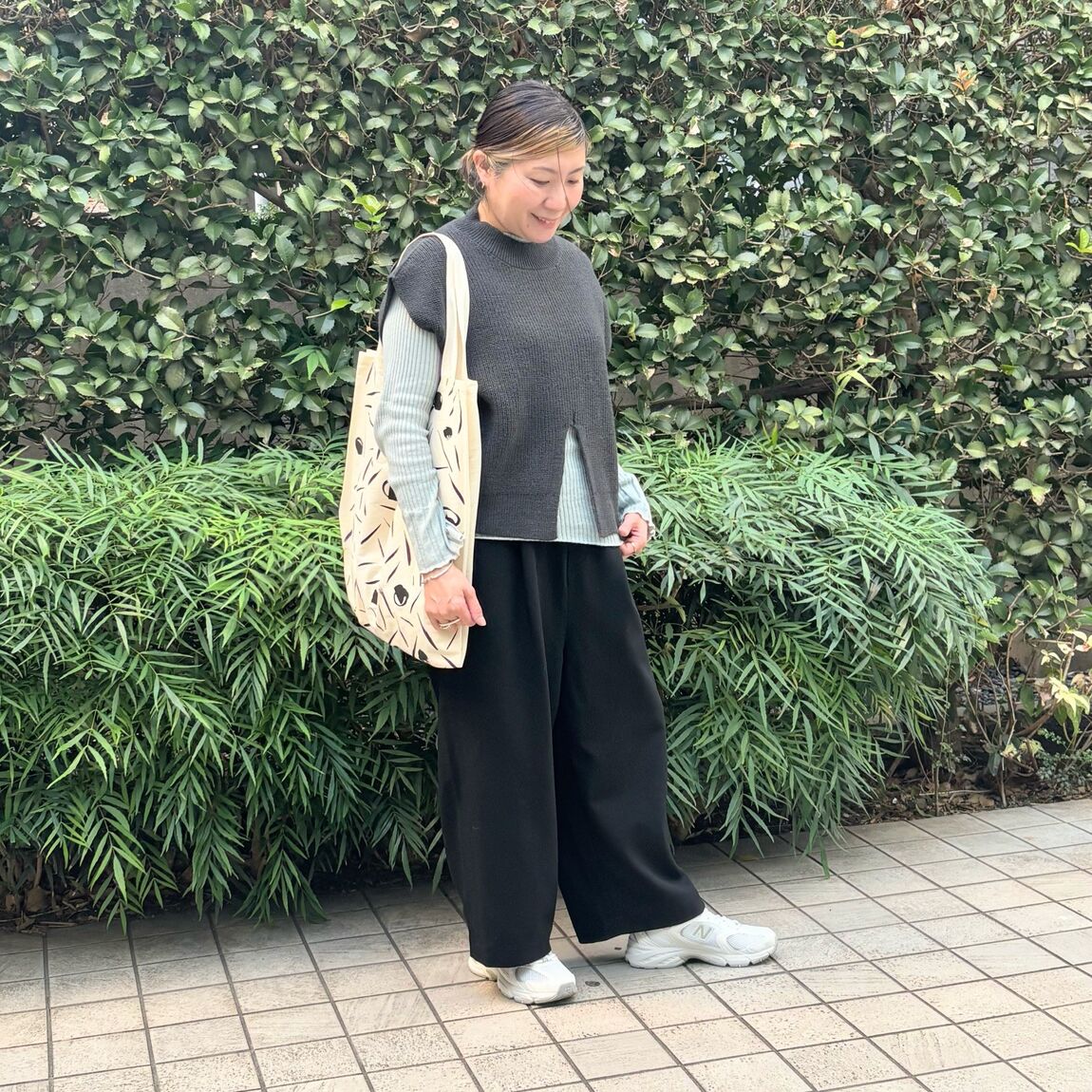 046050-20251024-066-01