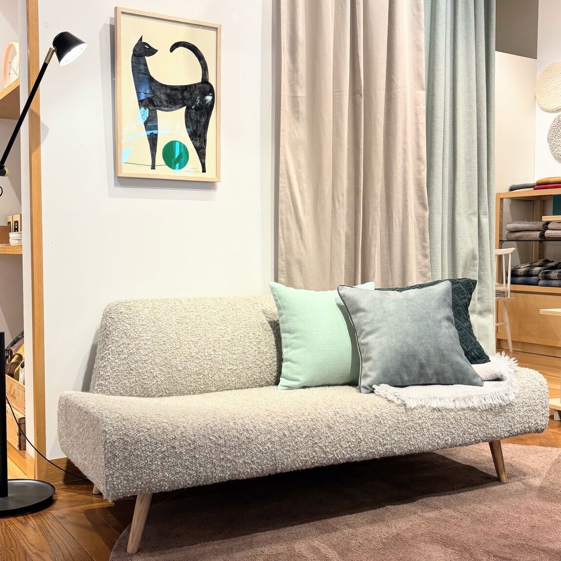 046050-20251108-070-001