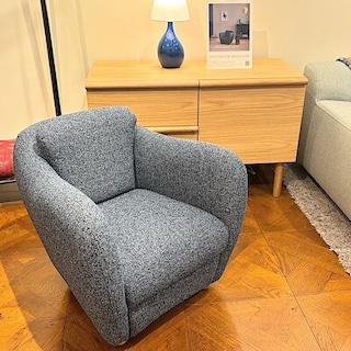 【IDÉE 柏店】MINI MILLER ARM CHAIR生地を一新して登場