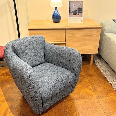 【IDÉE 柏店】MINI MILLER ARM CHAIR生地を一新して登場