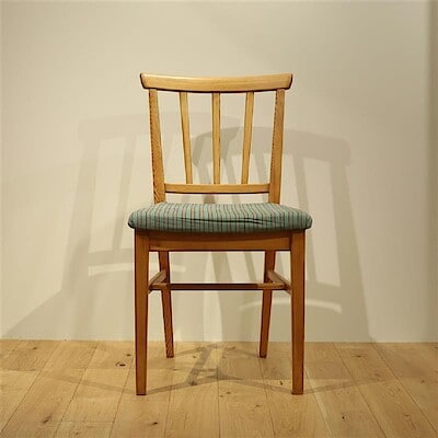 【IDÉE新宿店】Vintage Chairのご紹介