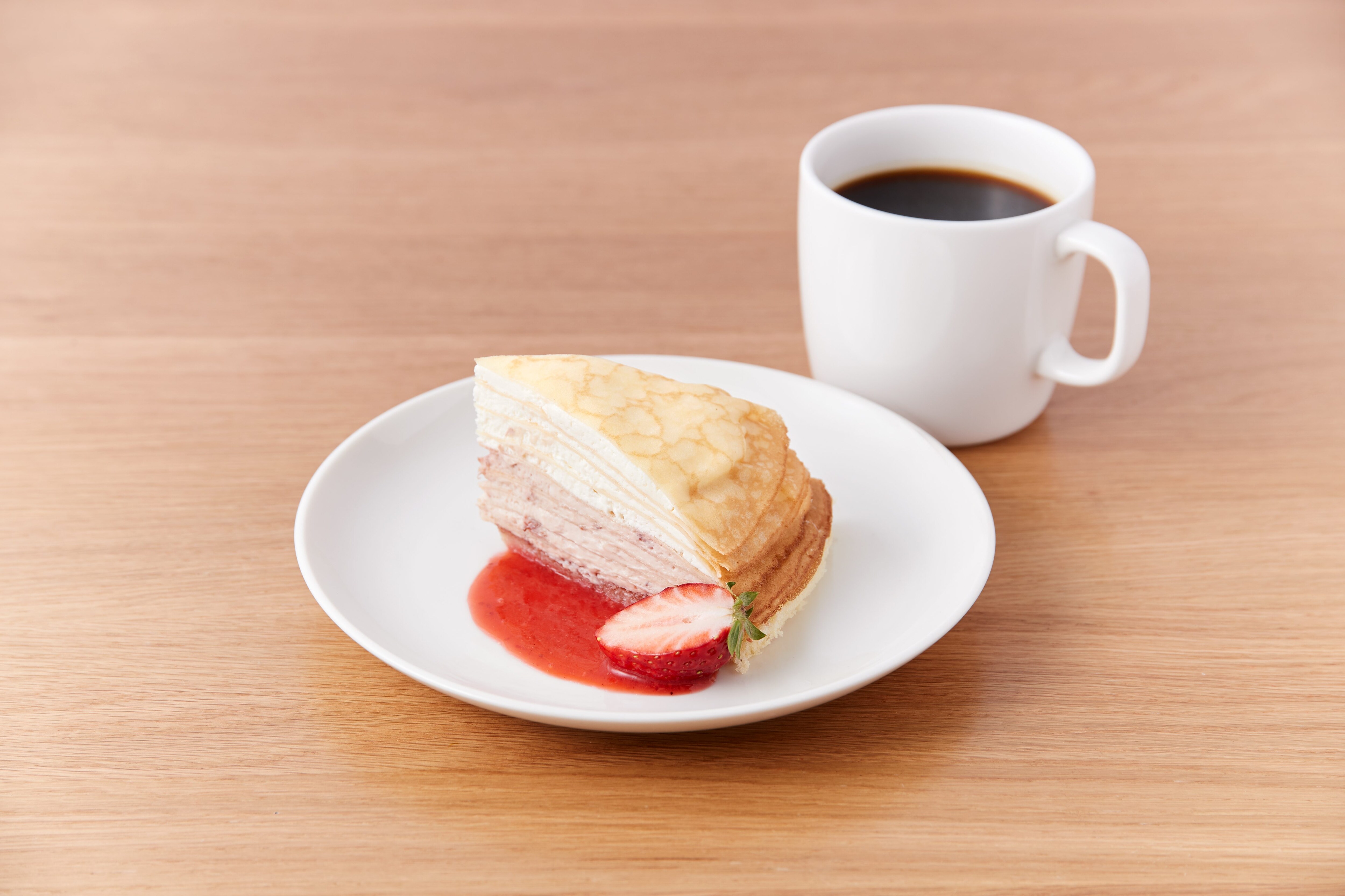 キービジュアル画像：数量限定！いちごのミルクレープ