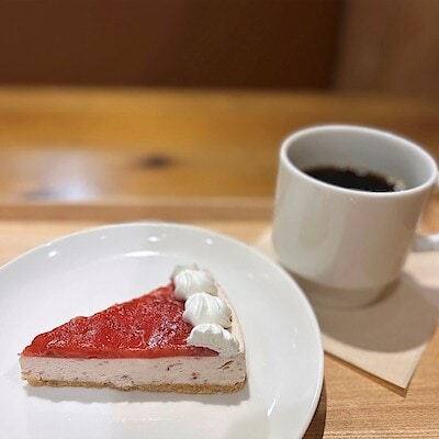 【Café＆MealMUJI新百合丘オーパ】～いちごのムースケーキ～
