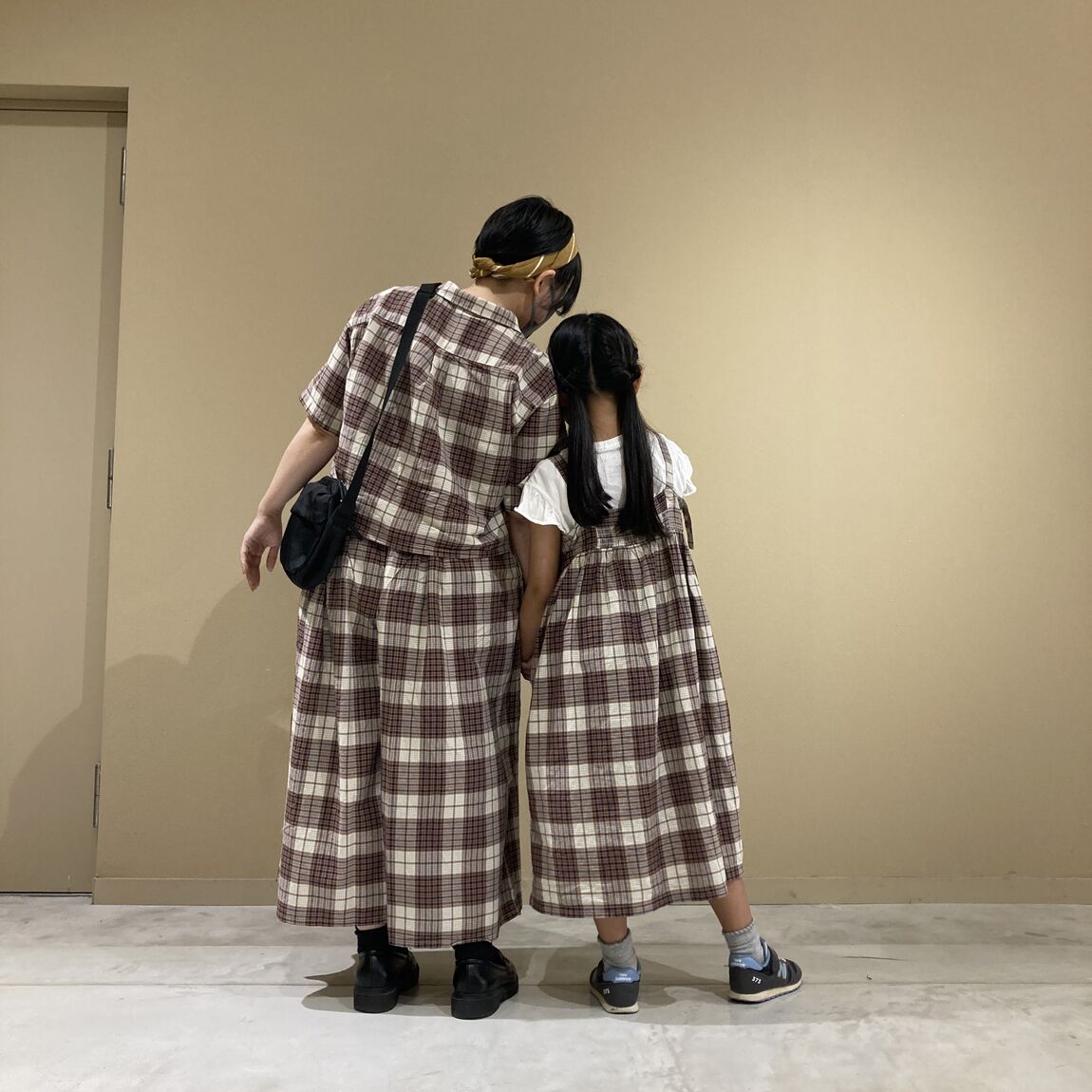 2人後ろ姿