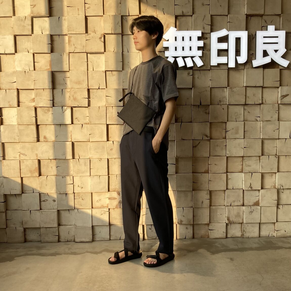 Tシャツ１