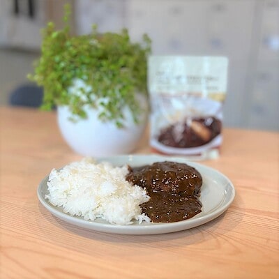 【ライフガーデン利府】ボリューム満点のカレーのご紹介