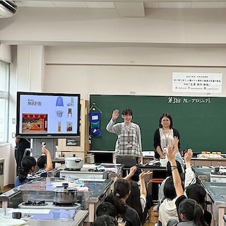 【イオン多賀城】小学生が開発する「夢のレトルトカレー」レポート～味づくり編～