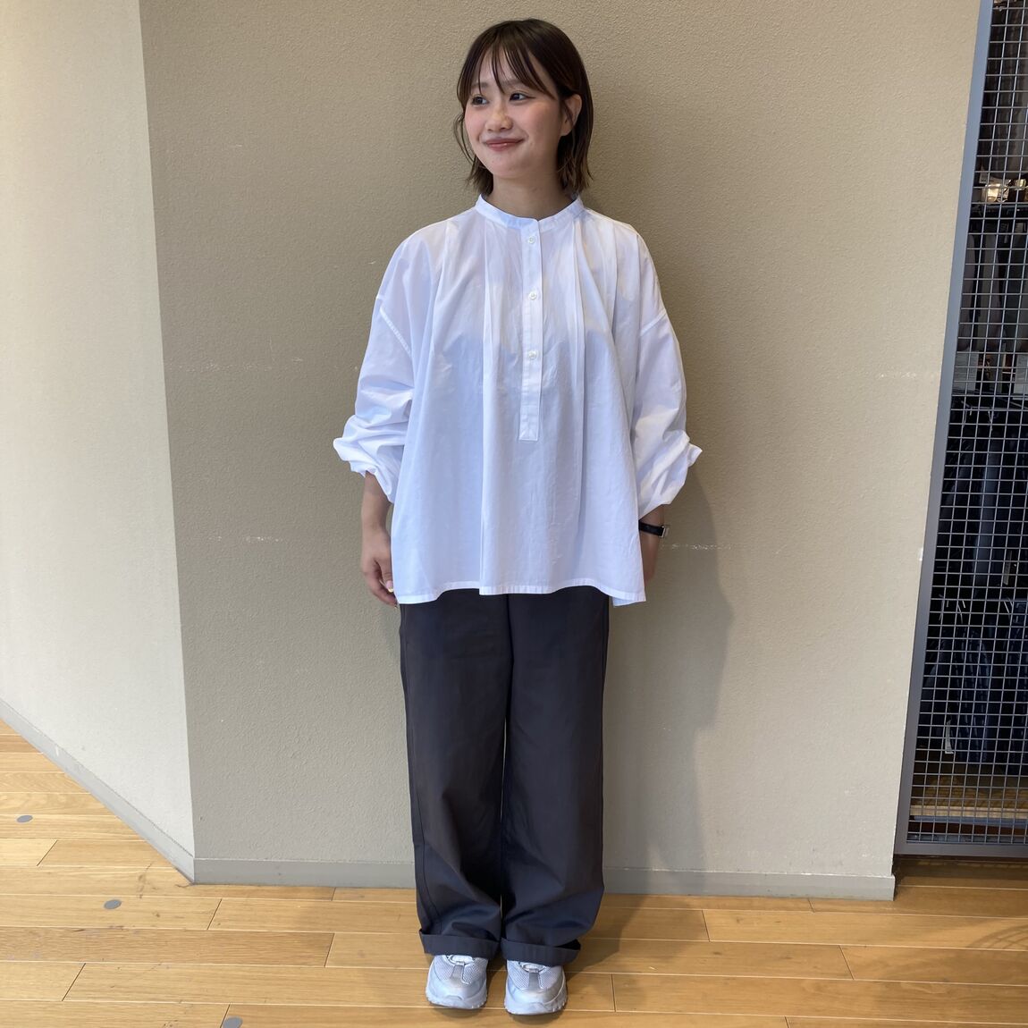 まっすぐブラウス
