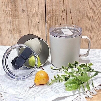 【ヨークタウン塩釜舟入】温かく冷たく『目盛り付き　保温保冷　蓋付きマグカップ』